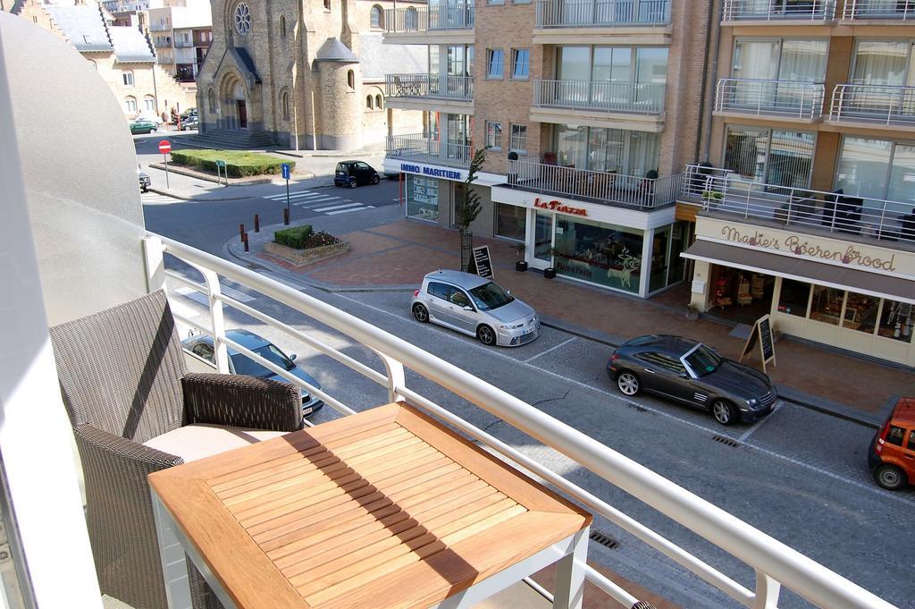 Residentie Hof Van Vlaanderen Nieuwpoort Kültér fotó