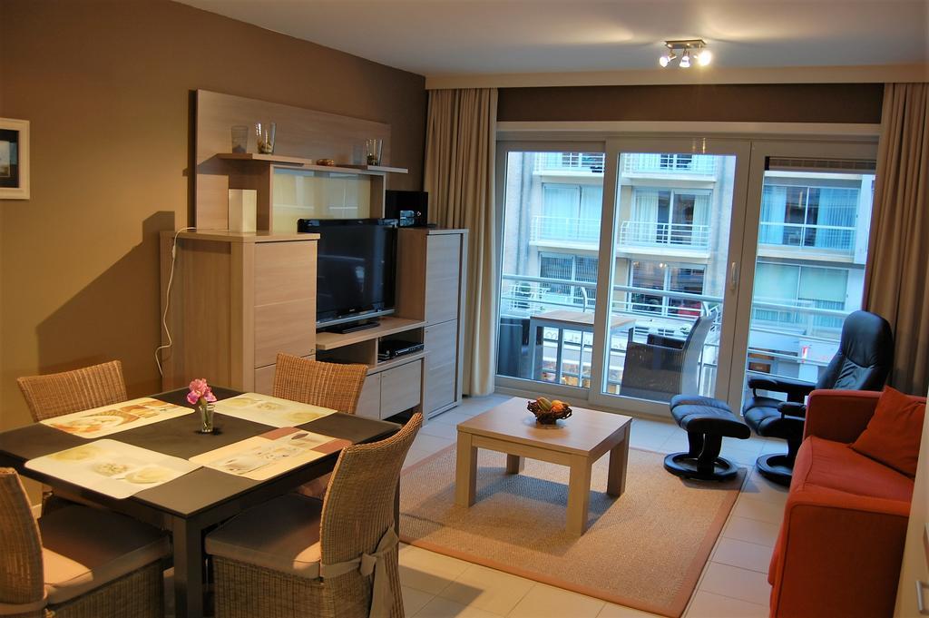 Residentie Hof Van Vlaanderen Nieuwpoort Kültér fotó